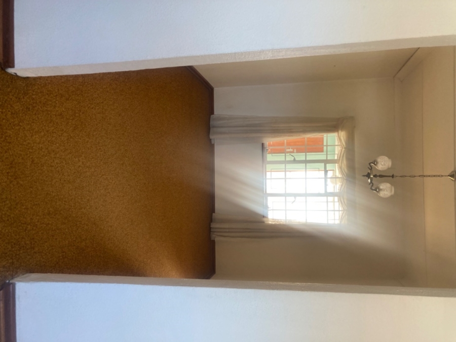 To Let  Bedroom Property for Rent in Cotswold Eastern Cape